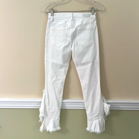 BLANK NYC White Ruffled Flared Hem Crop Length Jeans NWOT - Picture 6 of 12